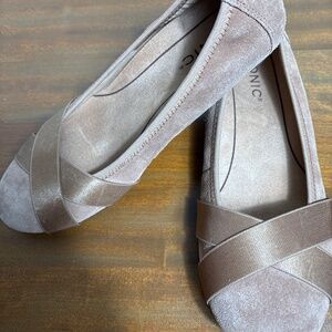 Vionic Spark Maria Ballet Flat, Suede,‎ Size 7.5, Toffee